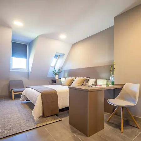 5dos5 Apartahotel Oviedo